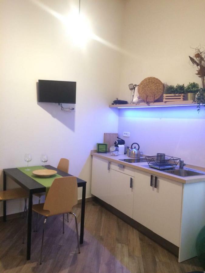 サレルノCasa Vittoriaアパートメント エクステリア 写真